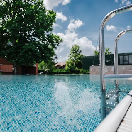 Butique Grand * Balatonlelle