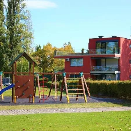 Butique Grand Lägenhet Balatonlelle